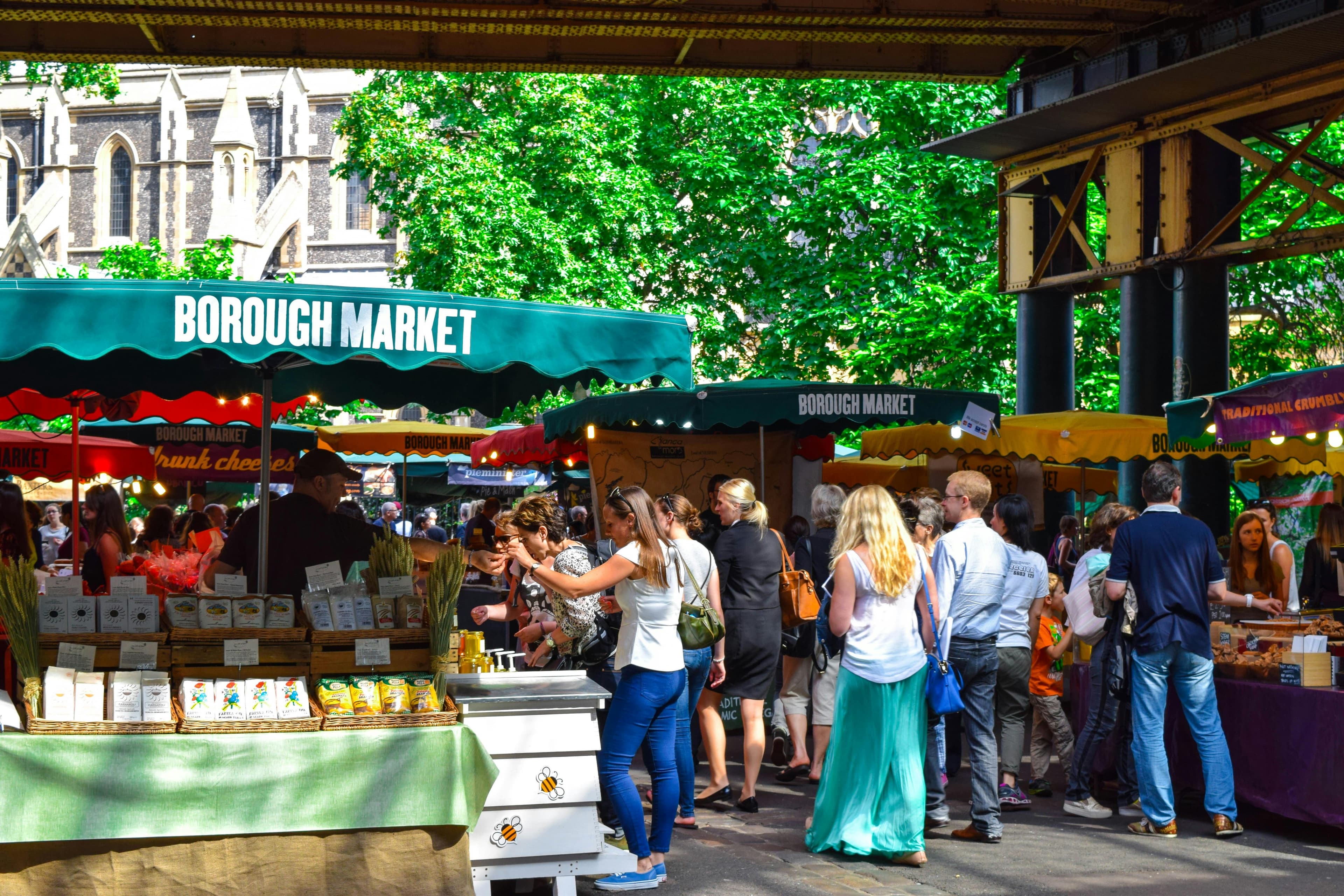 A Foodie's Guide to London's Best Eats and Hidden Gems